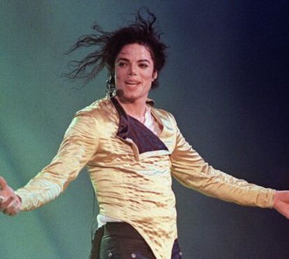 Filho de Michael Jackson, Prince, abre o livro sobre a vida do pai: 'Ele tinha o dom de por um alvo nas costas dele'