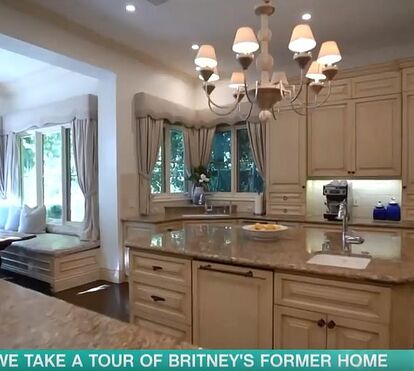 Veja o interior da antiga mansão de Britney Spears