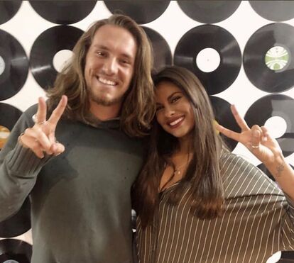 Foi bom enquanto durou! Carolina Loureiro destroçada com regresso do namorado, o cantor Vitor Kley, ao Brasil