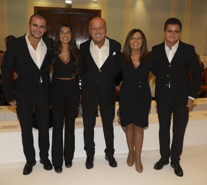 Glamour e natureza. Fátima Lopes apresenta nova coleção rodeada de famosos