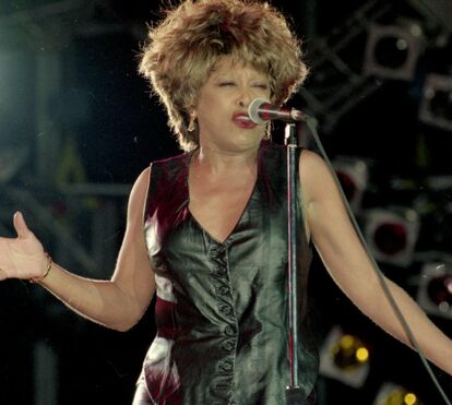Tina Turner arrasada com a morte do filho: 'Ronnie, deixaste o mundo muito cedo'