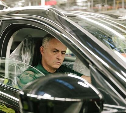 José Mourinho conduz carros milionários, mas nem sempre foi assim. Conheça a frota do 'Special One'