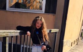 Com uma perturbação mental, a irmã de 13 anos de Greta Thunberg também é ativista e é já outro caso de sucesso