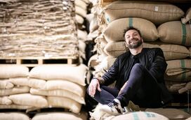 Do pesadelo ao Inferno! Ljubomir Stanisic "assedia" cozinheira e agride proprietário