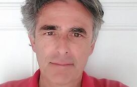 Rafael Riancho, reconhecido fotógrafo das "ondas gigantes, encontrado morto em hotel na Nazaré