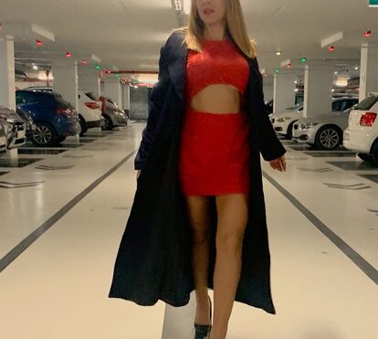 Saia bem curtinha! Joana Amaral Dias mostra as cuecas