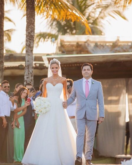 Kaká e Carol Dias