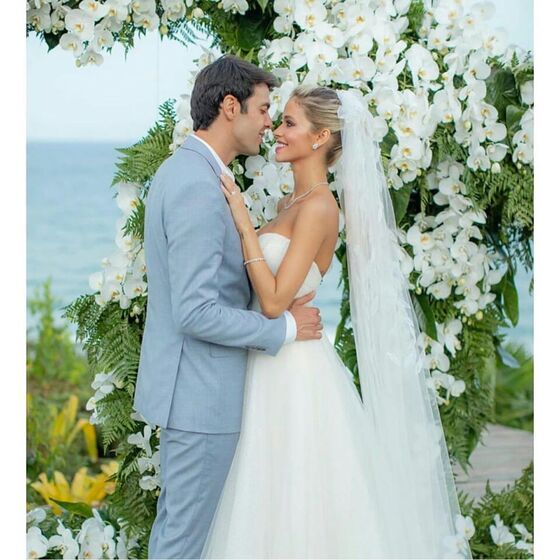 Kaká e Carol Dias