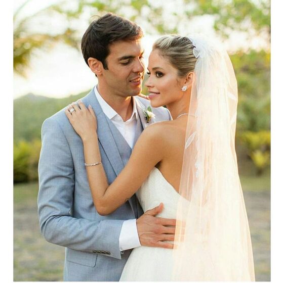 Kaká e Carol Dias
