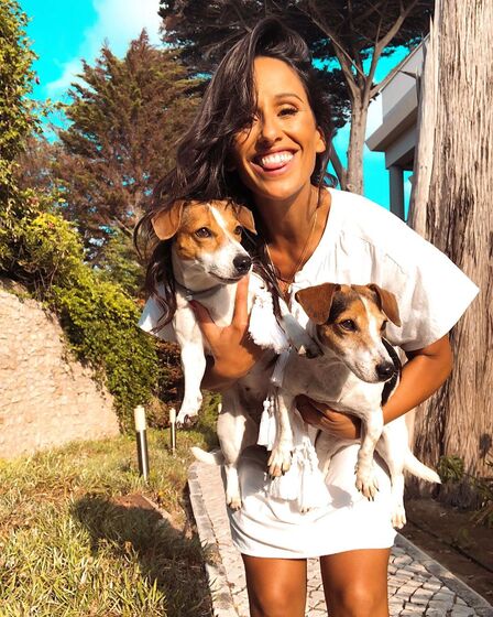 Rita Pereira com a cadela Hyndia