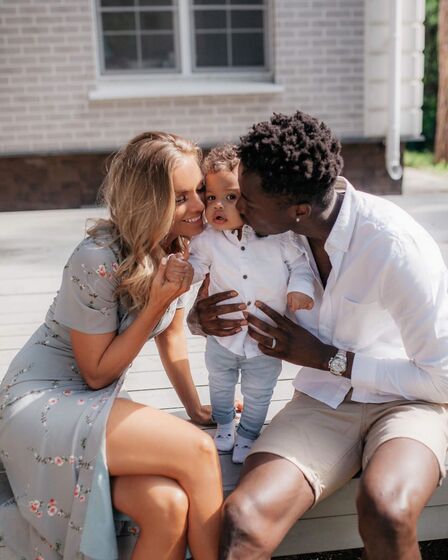 É na Rússia que o jogador tem vivido o amor ao lado da mulher, Sanne Lopes, e do filho, Kaï, de um ano.