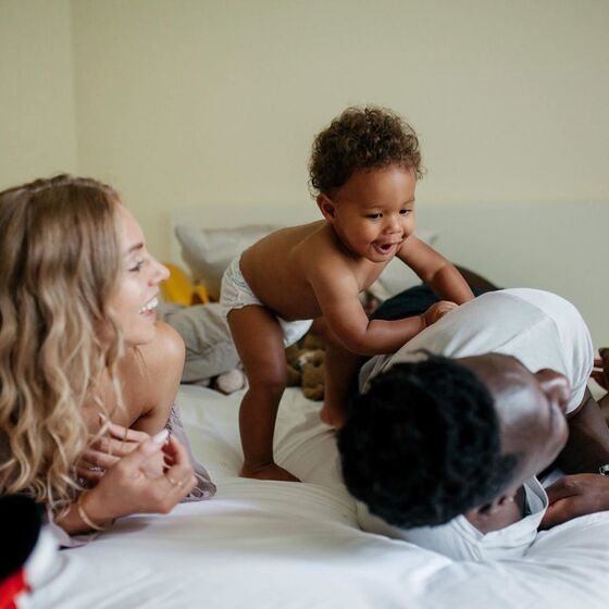 É na Rússia que o jogador tem vivido o amor ao lado da mulher, Sanne Lopes, e do filho, Kaï, de um ano.