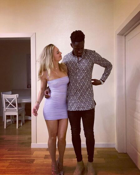 É na Rússia que o jogador tem vivido o amor ao lado da mulher, Sanne Lopes, e do filho, Kaï, de um ano.