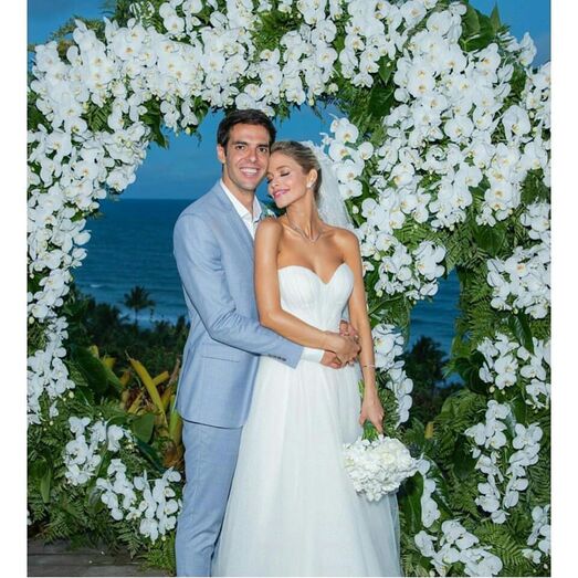 Kaká e Carol Dias