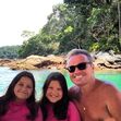 Gugu Liberato em família