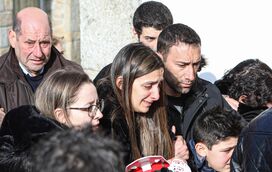 Amigos e familiares fazem minuto de silêncio por Paulo Gonçalves