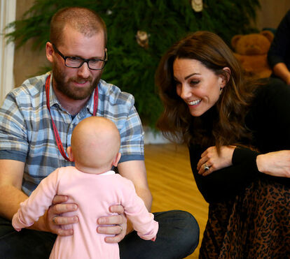 Afinal há quem não goste dela! Kate Middleton completamente ignorada em visita oficial