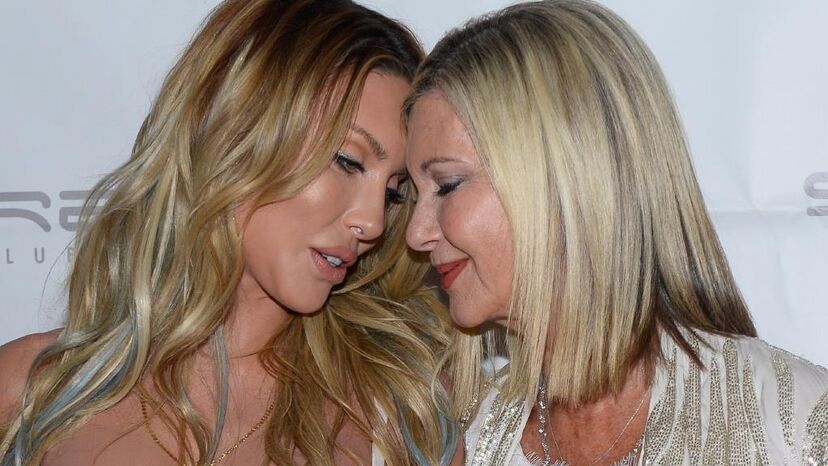 Olivia Newton-John e Chloe Rose Lattanzi