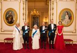 Kate, William, Camila, Carlos e a rainha Isabell II 