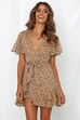 'Looks' com vestidos envelope 