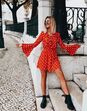 'Looks' com vestidos envelope 