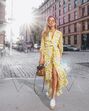 'Looks' com vestidos envelope 