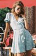 'Looks' com vestidos envelope 