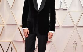 Brad Pitt vence o seu primeiro Óscar