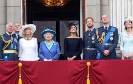 Meghan Markle debaixo de fogo. Segredos sobre a vida da mulher de Harry e a relação com a família real britânica revelados
