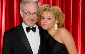 Escândalo em Hollywood! Filha de Spielberg anuncia que quer ser atriz pornográfica