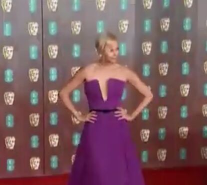 Polícia da moda mostra todos os detalhes da red carpet dos BAFTA