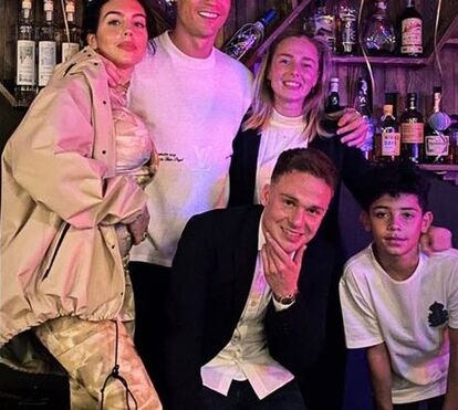 Georgina celebra 35 anos de CR7 com gabardine de 1500 euros