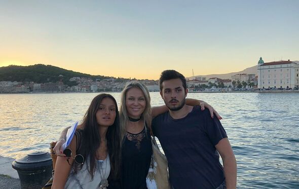 Os filhos de Nuno Rogeiro e Daniela