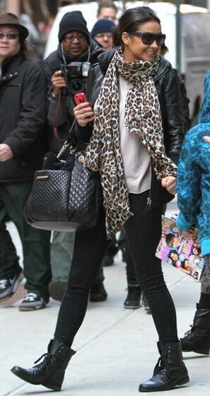 'Looks' com botas Militares 