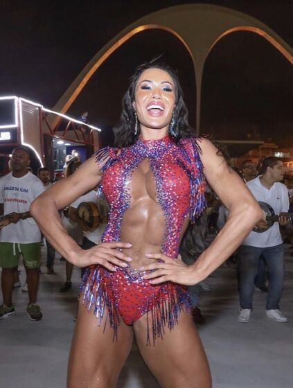 Famosas Brasileiras vestidas para o carnaval 2020