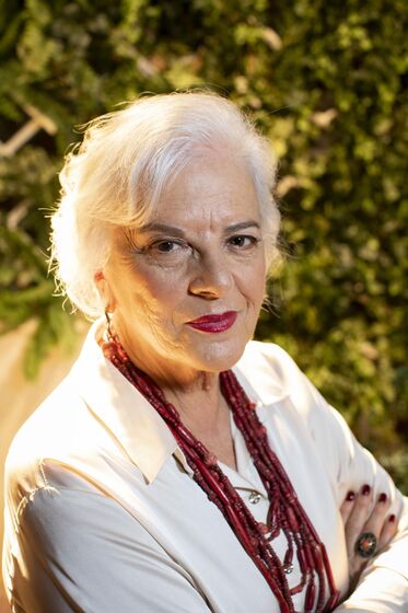 Lídia Franco, atriz, na corda bamba, atriz