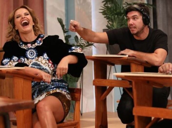 A apresentadora e futura diretora de Entretenimento e Ficção da TVI está a tentar deixar as manhãs da SIC mais pobrezinhas. A mais recente mudança é a do assistente de realização Ruben Vieira, com quem "casou" no 'Programa da Cristina'.