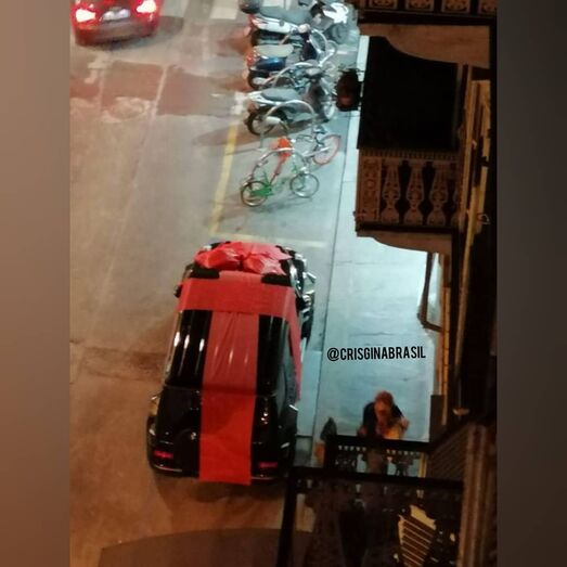 Cristiano Ronaldo, Georgina Rodríguez, sanremo, supercarro, casa fiore, amigos, mercedes g 63 amg