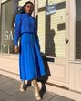'Classic Blue Looks'
