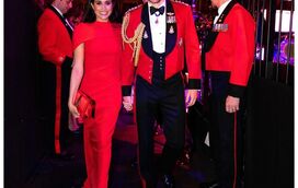 Que despedida, Meghan Markle! Duquesa de Sussex revela curvas em vestido sensual vermelho de 1500 euros
