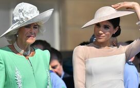 Camilla Parker Bowles acusada de racismo contra o filho de Meghan e Harry. Futura rainha questionou se o filho dos Sussex ia ser um "africano ruivo"