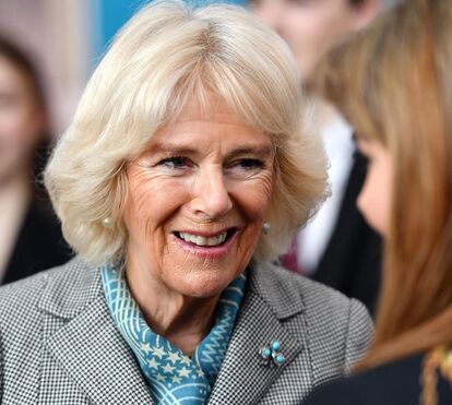 Escândalo na família real: primo de Camilla Parker Bowles encontrado morto em hotel após guerra por milhões