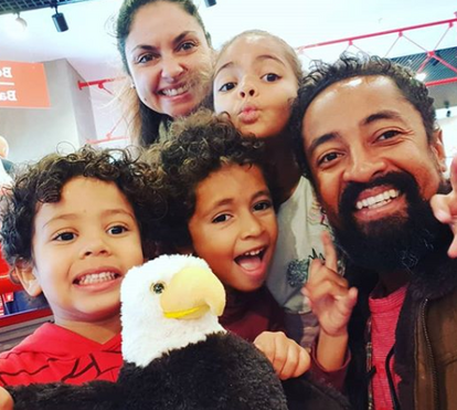 As fotos mais adoráveis de Sabri Lucas com os filhos