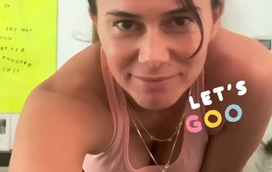 Cláudia Vieira mostra corpo pela primeira vez depois do parto