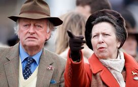 O que se passa aqui? Revelada a relação da princesa Ana com o ex-marido de Camilla