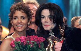 Segredo revelado: Michael Jackson tinha "pancada" por Halle Berry, mas ela deu-lhe "tampa"