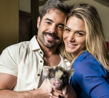 Glamour Garcia, a transexual que faz sucesso em 'A Dona do Pedaço'