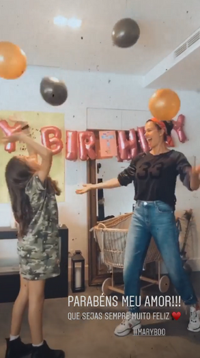 Aniversário da filha de Cláudia Vieira e Pedro Teixeira