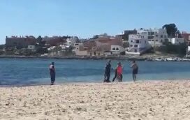 Cena surreal em Ibiza: três detidos por desobediência e tentativa de afogamento de um polícia