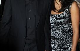 Longe da família, Matt Damon sofre por enteada diagnosticada com covid-19